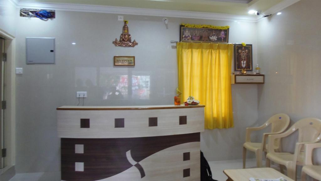 Kvr Deluxe Residency Villa Tirupati Exterior foto